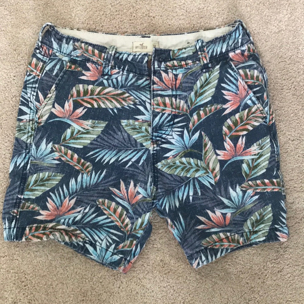 Tropical Floral Short Shorts